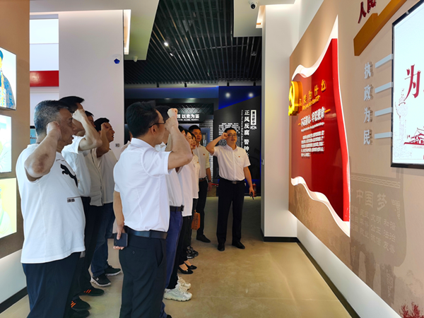 图片4 图片4