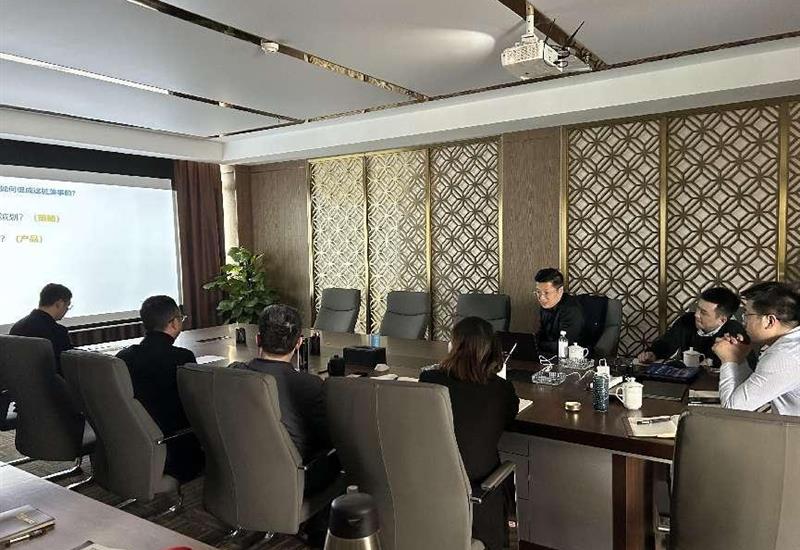 必发集团房产公司发展必发集团·天空的院子项目营销操盘逻辑培训会 (1)_800-550 必发集团房产公司发展必发集团·天空的院子项目营销操盘逻辑培训会 (1)_800-550